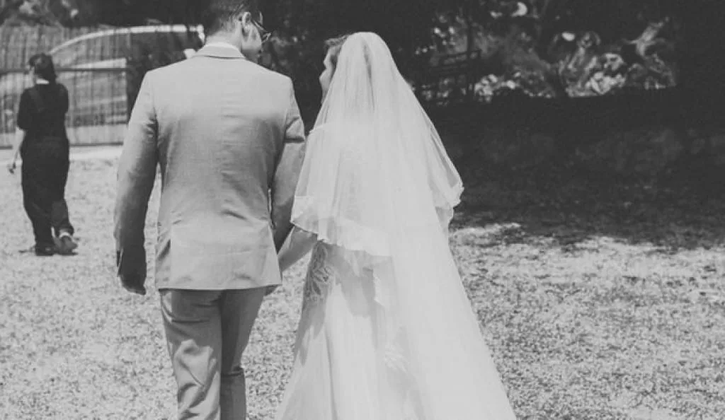 Indie folk style wedding — 2